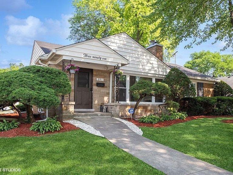 391 N Wolf Rd #NA - Photo 2 of 10