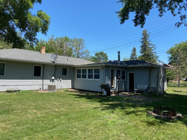 340 Ash Ave W - Photo 2 of 20