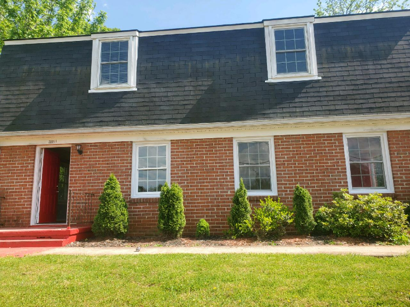 2805 Linkhorne Dr - Photo 2 of 15