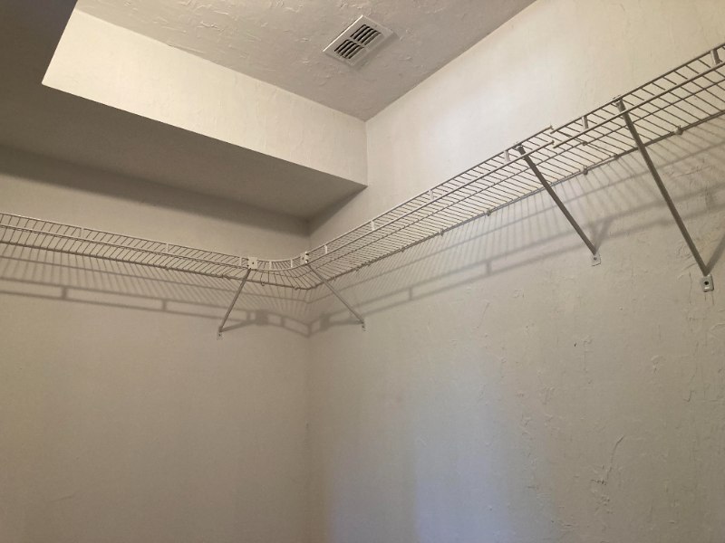 3520 23rd Ave Sw #B - Photo 5 of 17