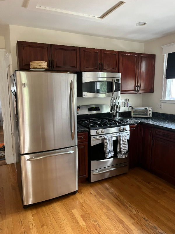 120 Edwards St #3 - Photo 3 of 9