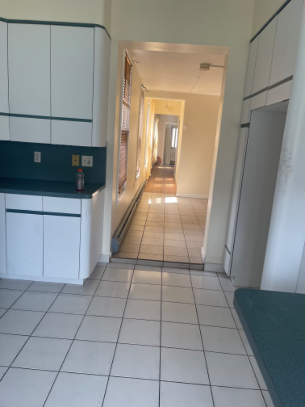 25 Lyons Pl #1 - Photo 3 of 7