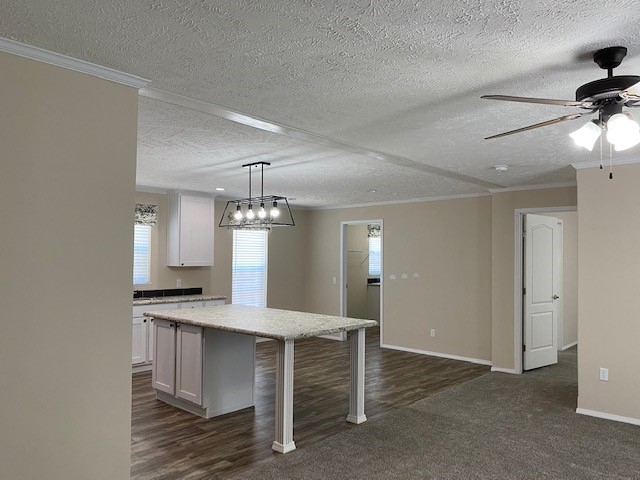 1057 Jefferson Ct - Photo 2 of 16