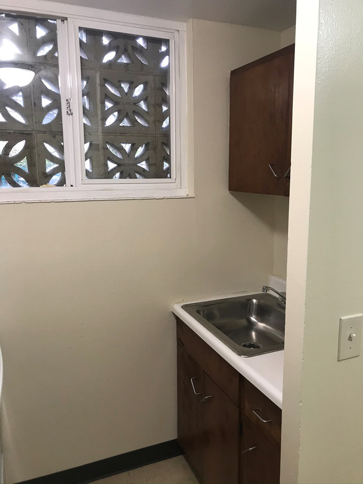 5035 15th Ave. N.E.- 102 #102 - Photo 3 of 21