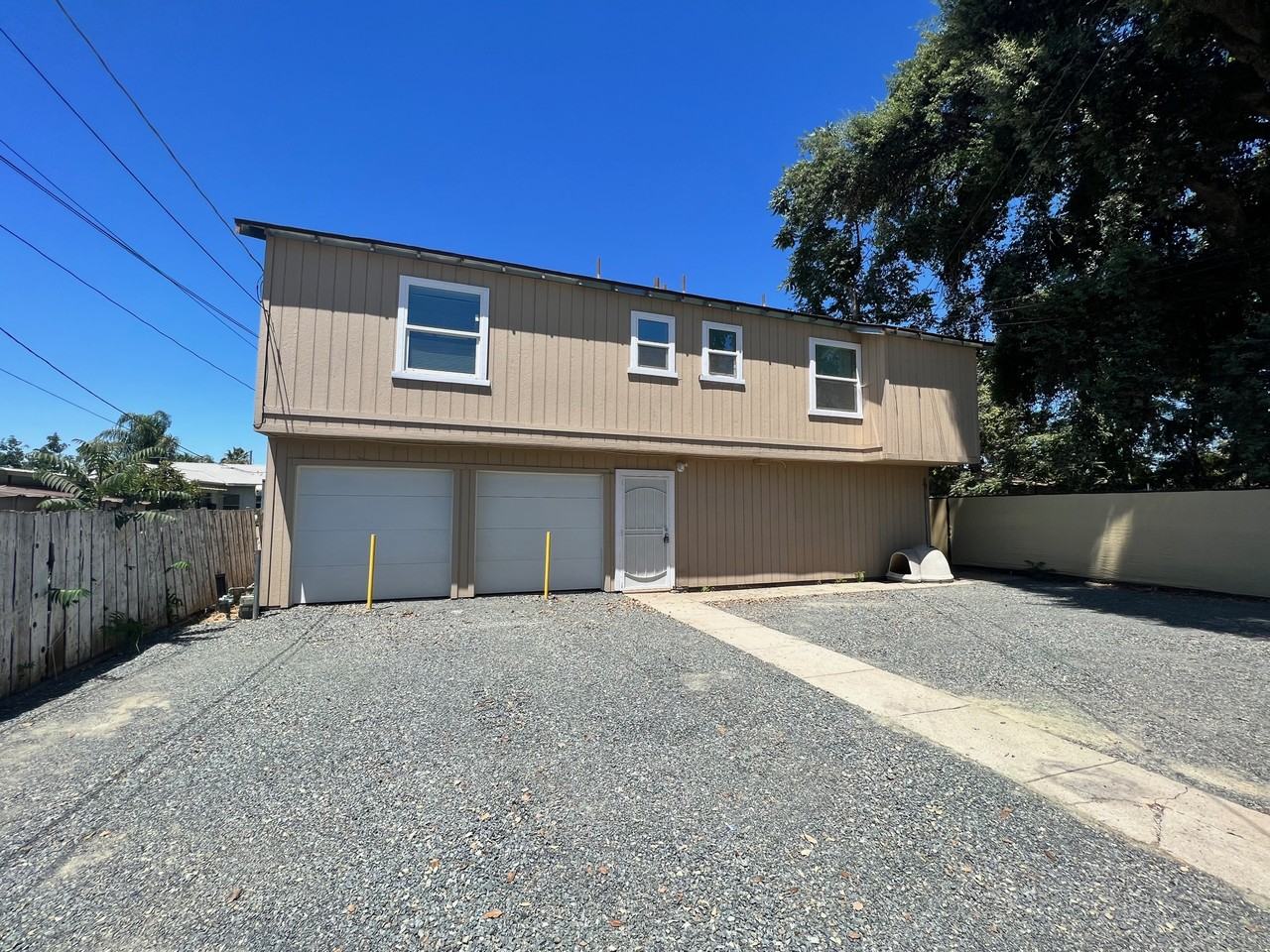 2207 River Blvd #E - Photo 2 of 9