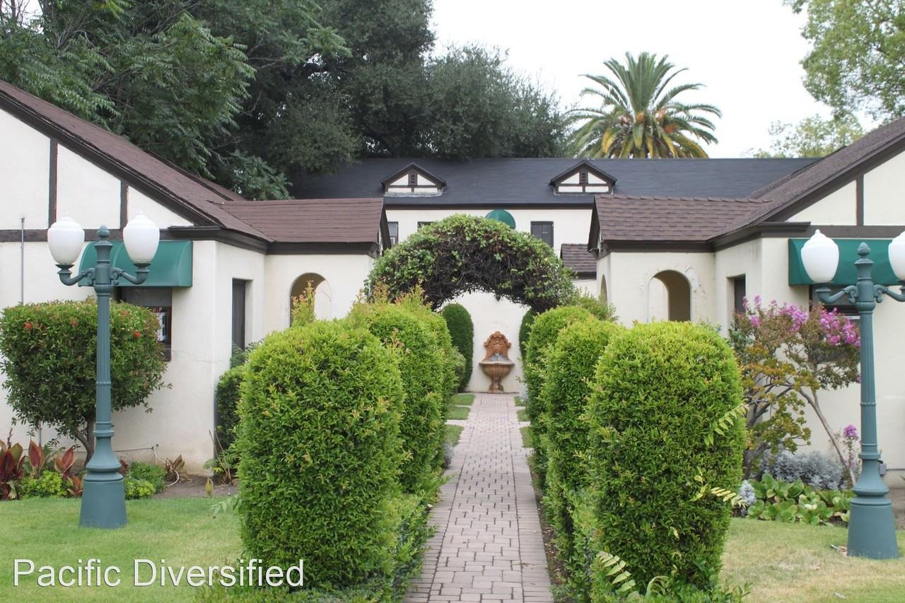 702-706 Euclid / 113 G Street - Photo 3 of 4