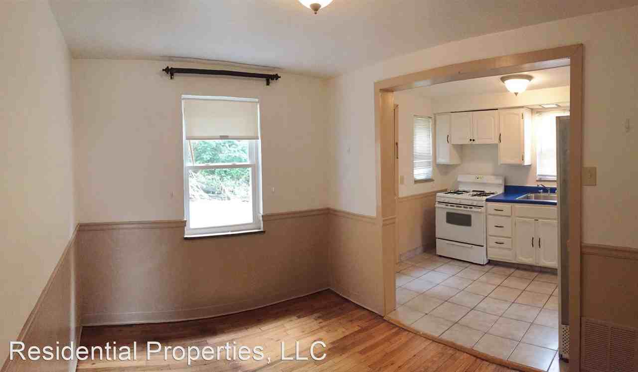 1156 Woodbine St - Photo 2 of 5