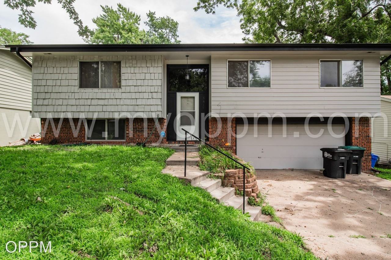 5811 N Oaks Blvd, Omaha, NE 68134 3 bedroom House Rental Zumper
