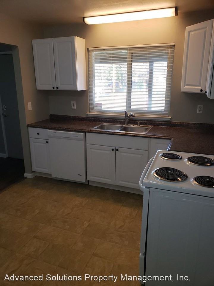 2079 Phobos Ct - Photo 3 of 16