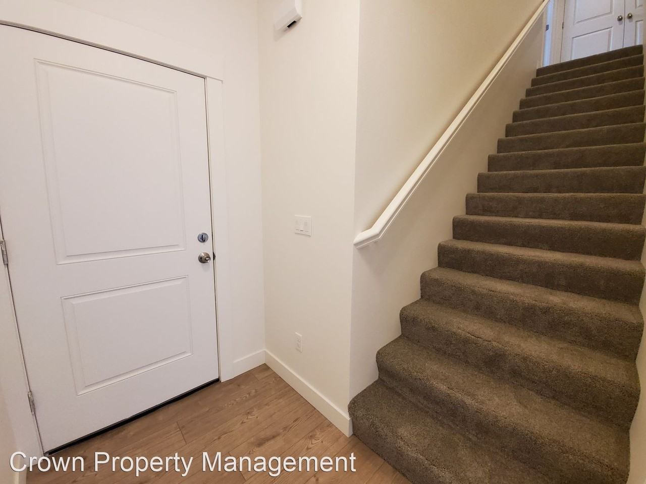 534 Bedrock Loop - Photo 3 of 27