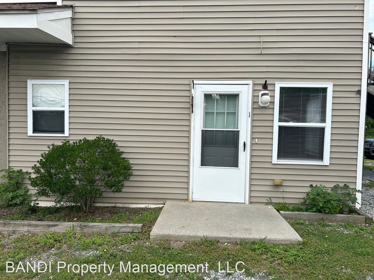 860 & 900 West Washington Avenue - Photo 2 of 5