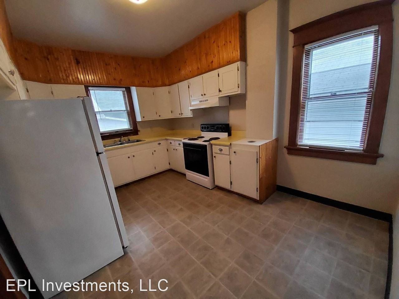 1102 Chicago St - Photo 3 of 20