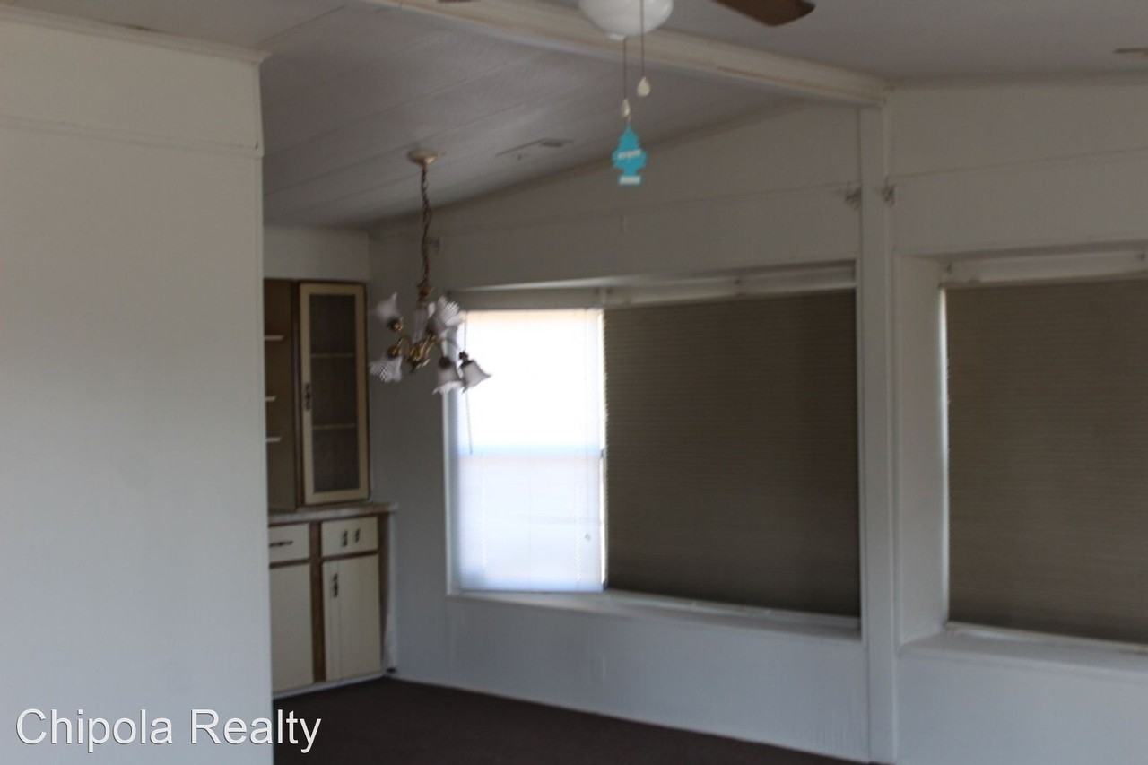 2363 Topaz Rd - Photo 2 of 4