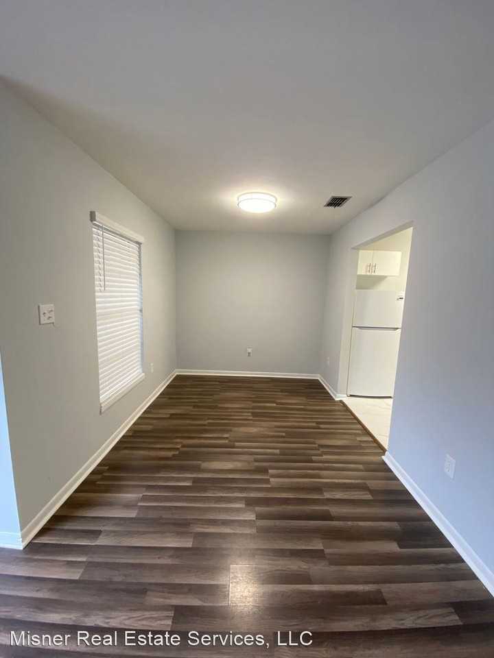 3924 SW 26th Drive - Photo 3 of 10