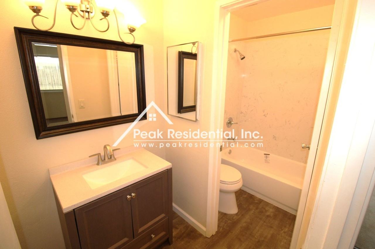 6913 Stanford Oak Dr - Photo 3 of 24