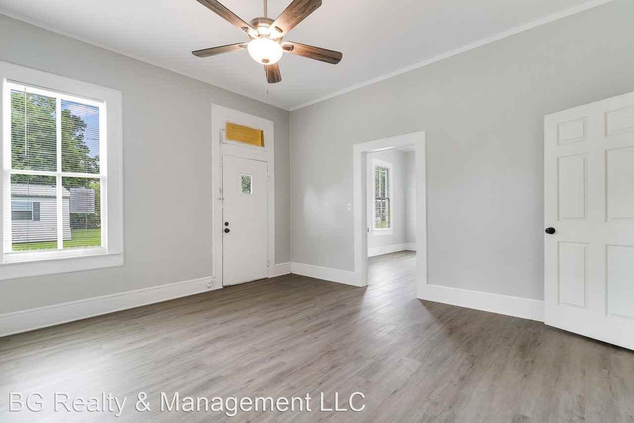 405 Congress St - Photo 3 of 14