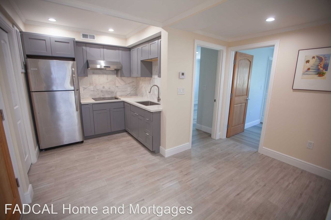 52 Camelot Ct - Photo 3 of 17