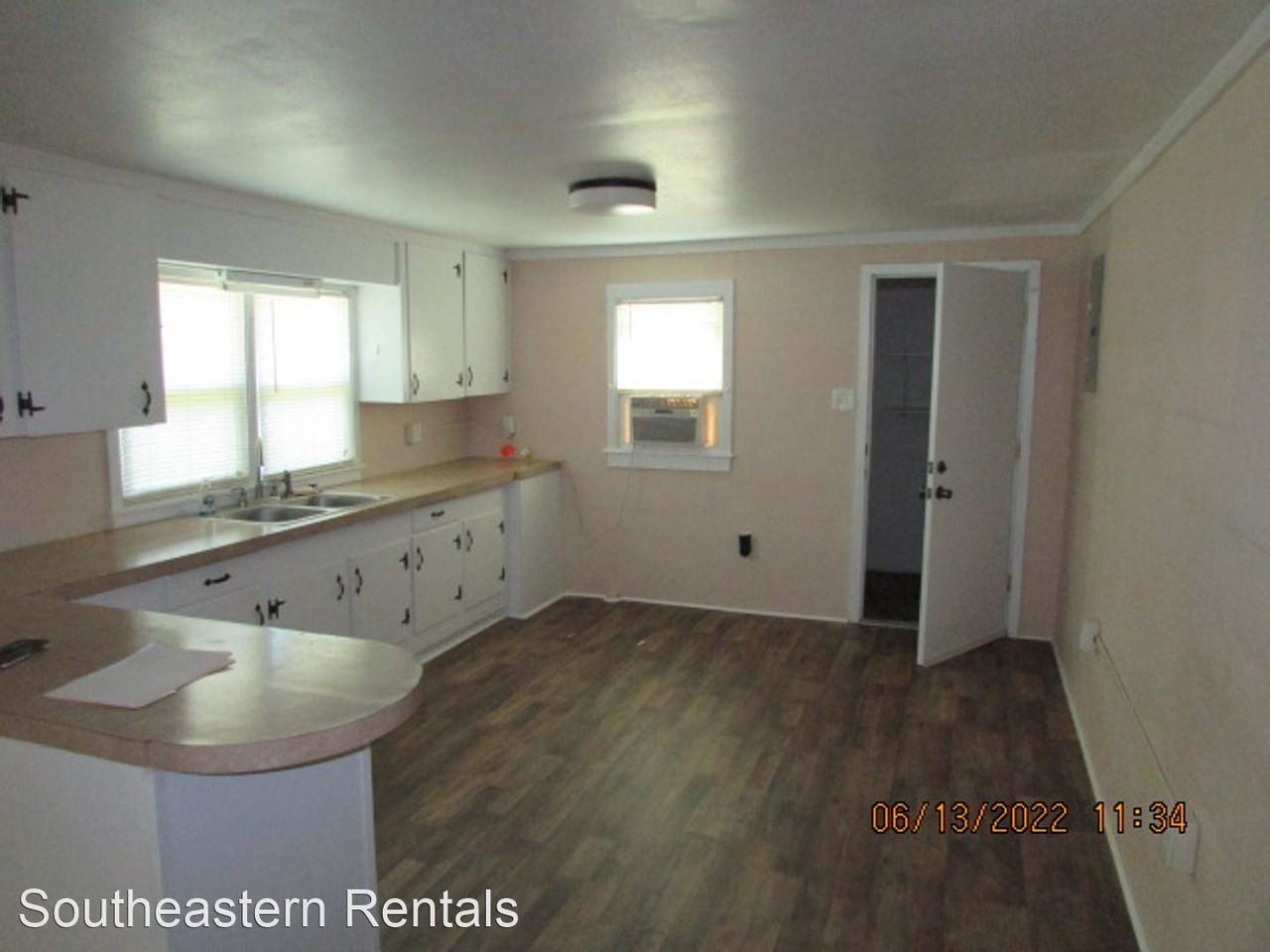 2422 Pipkin Rd - Photo 2 of 8