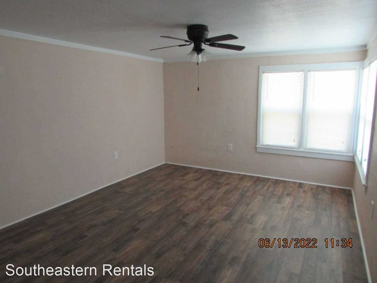 2422 Pipkin Rd - Photo 3 of 8