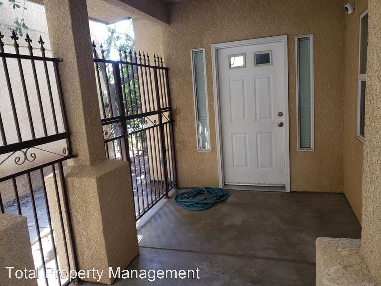 142 S Filbert Rd - Photo 3 of 24