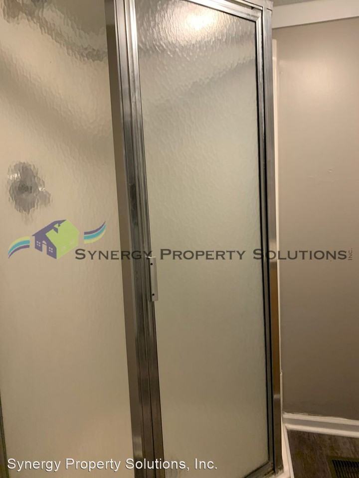 Main St E 12 Richland - Photo 3 of 15