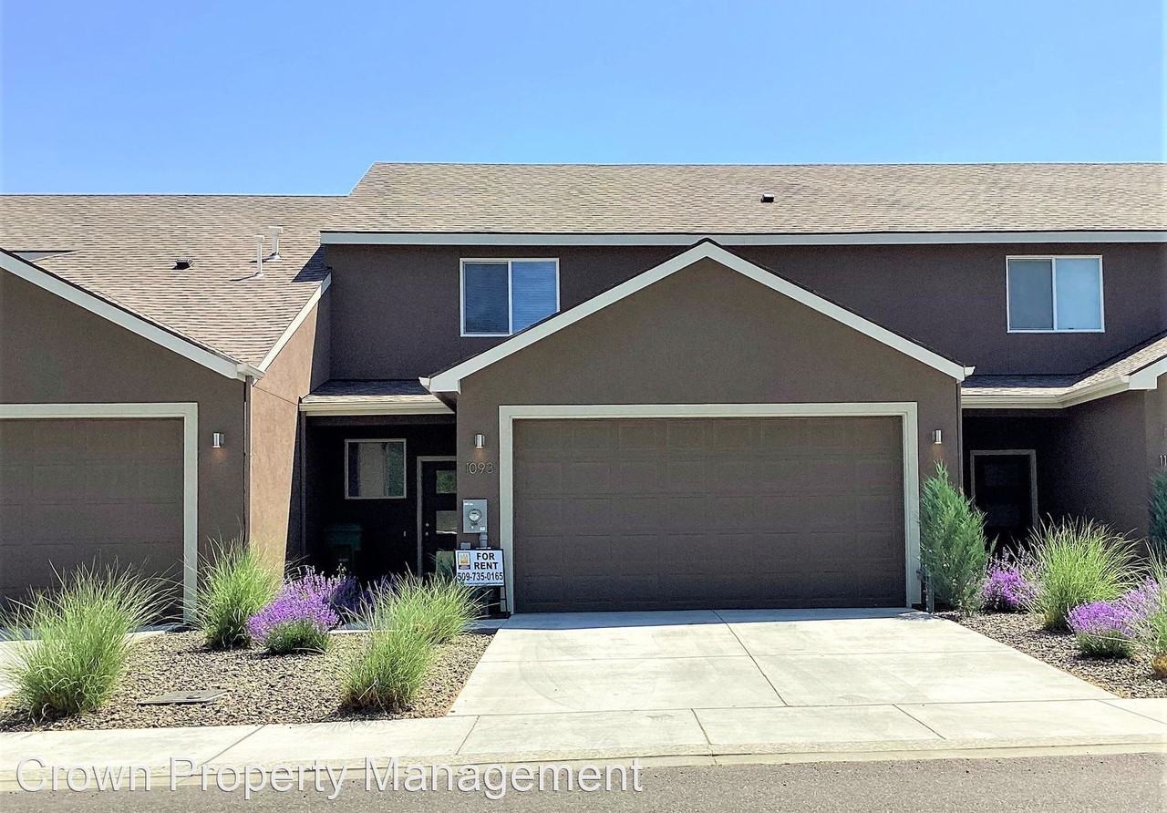 1093 S Cedar St, Kennewick, WA 99337 4 Bedroom House for 1,895/month