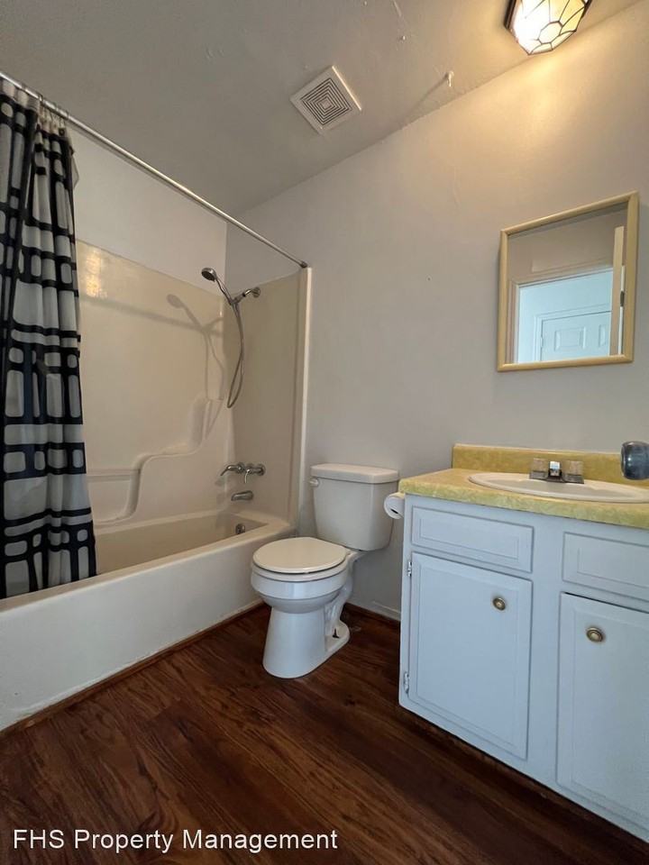 2707 W Nichols St - Photo 3 of 7