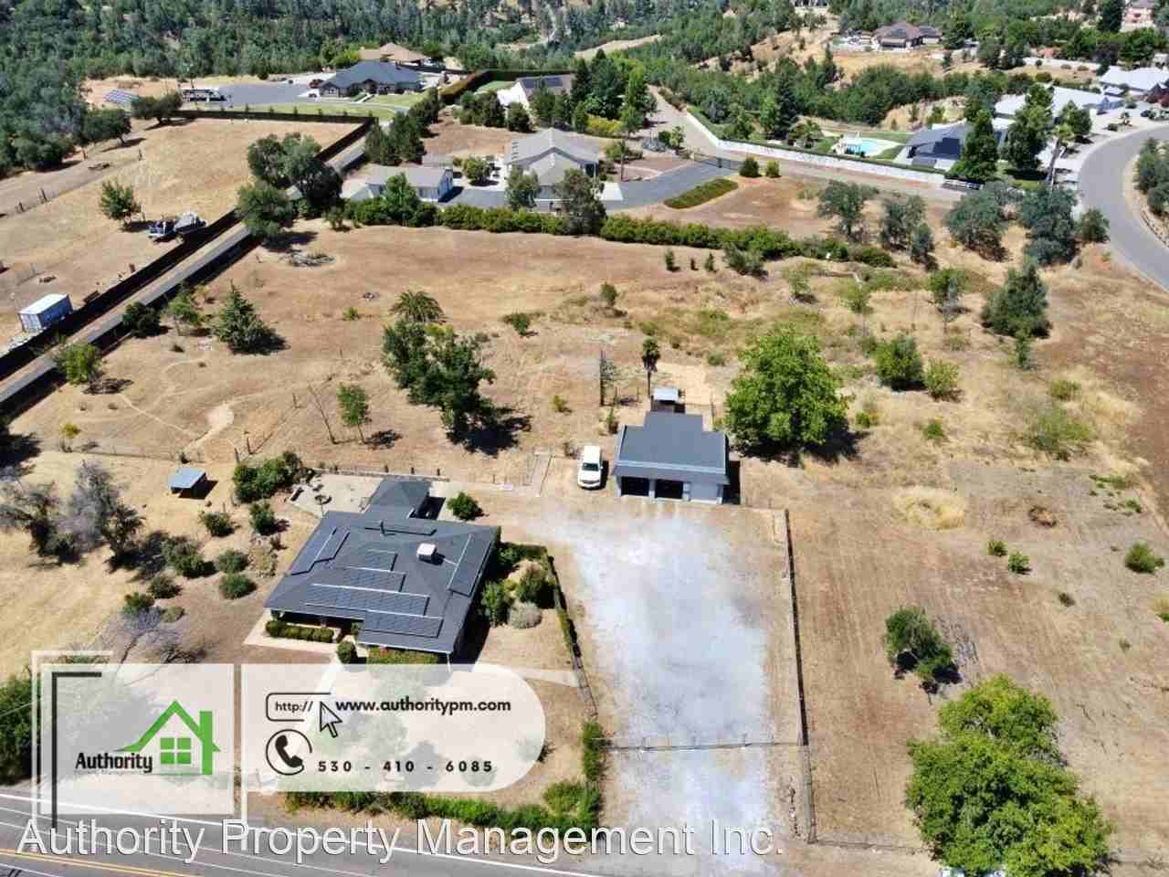 6876 Happy Valley Rd - Photo 3 of 50