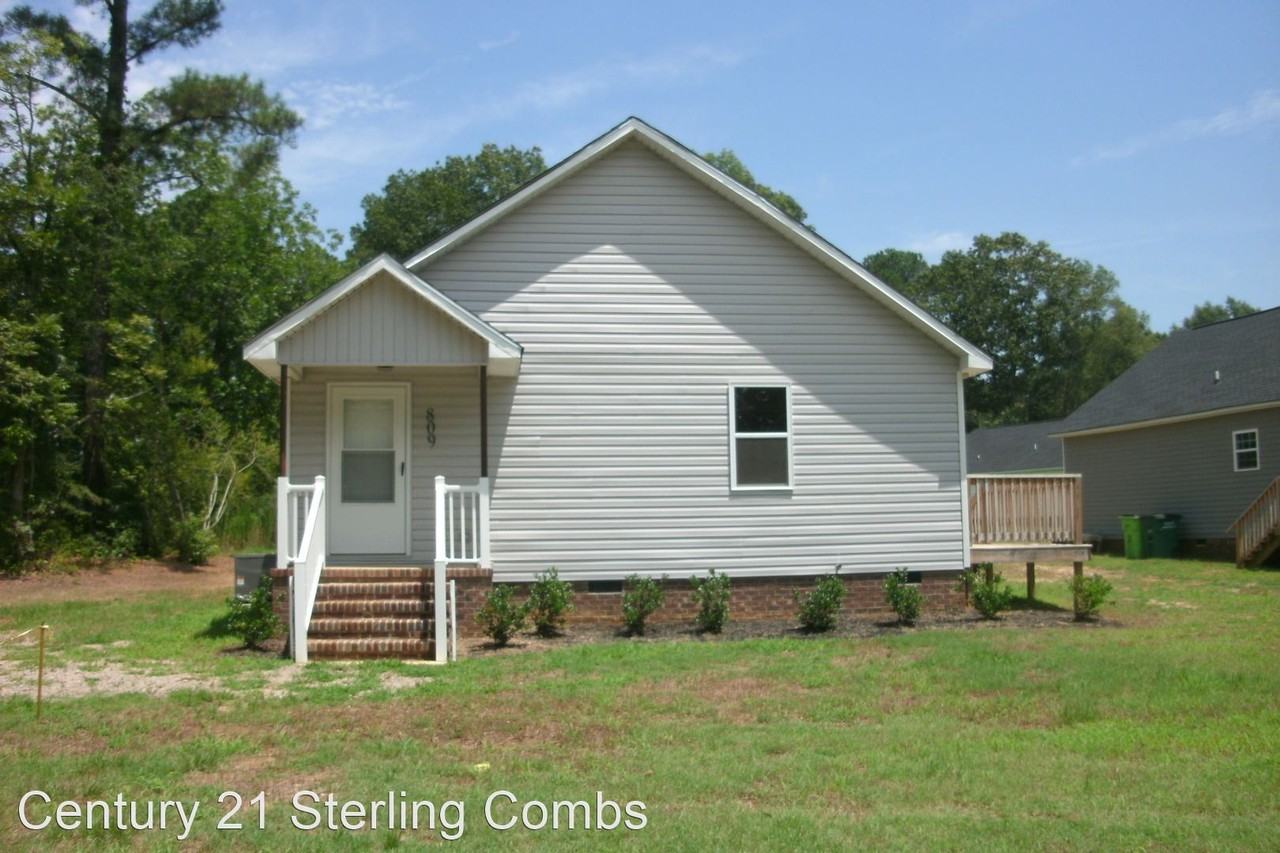 809 S 1st St, Nashville, NC 27856 3 bedroom House Rental Zumper