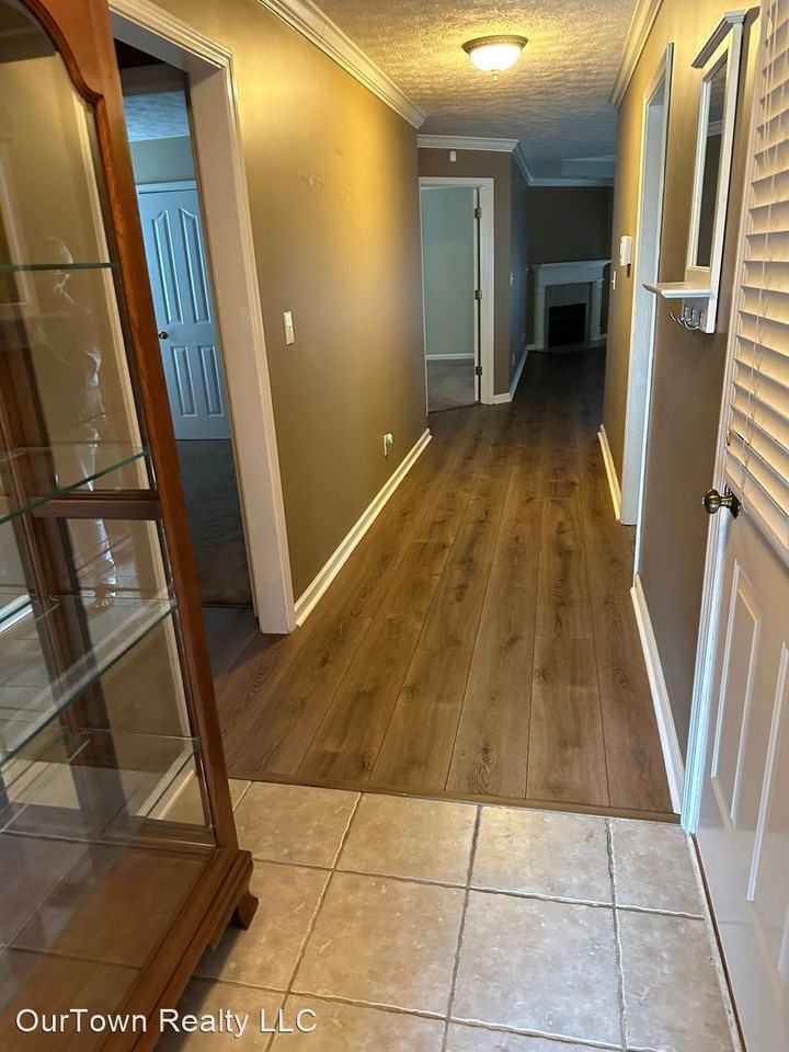 81 Forest Trl - Photo 3 of 19