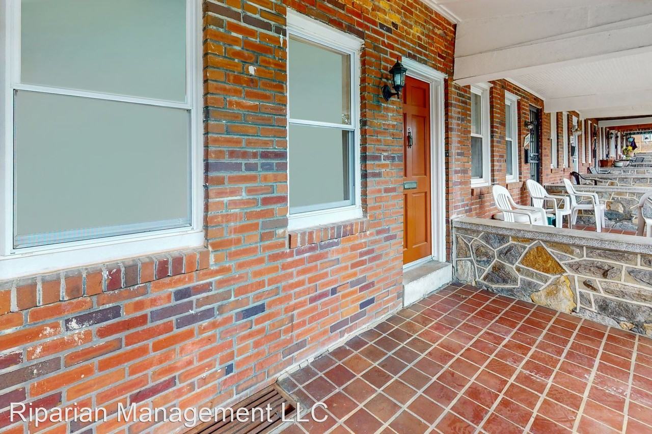 3703 Cranston Ave - Photo 2 of 20