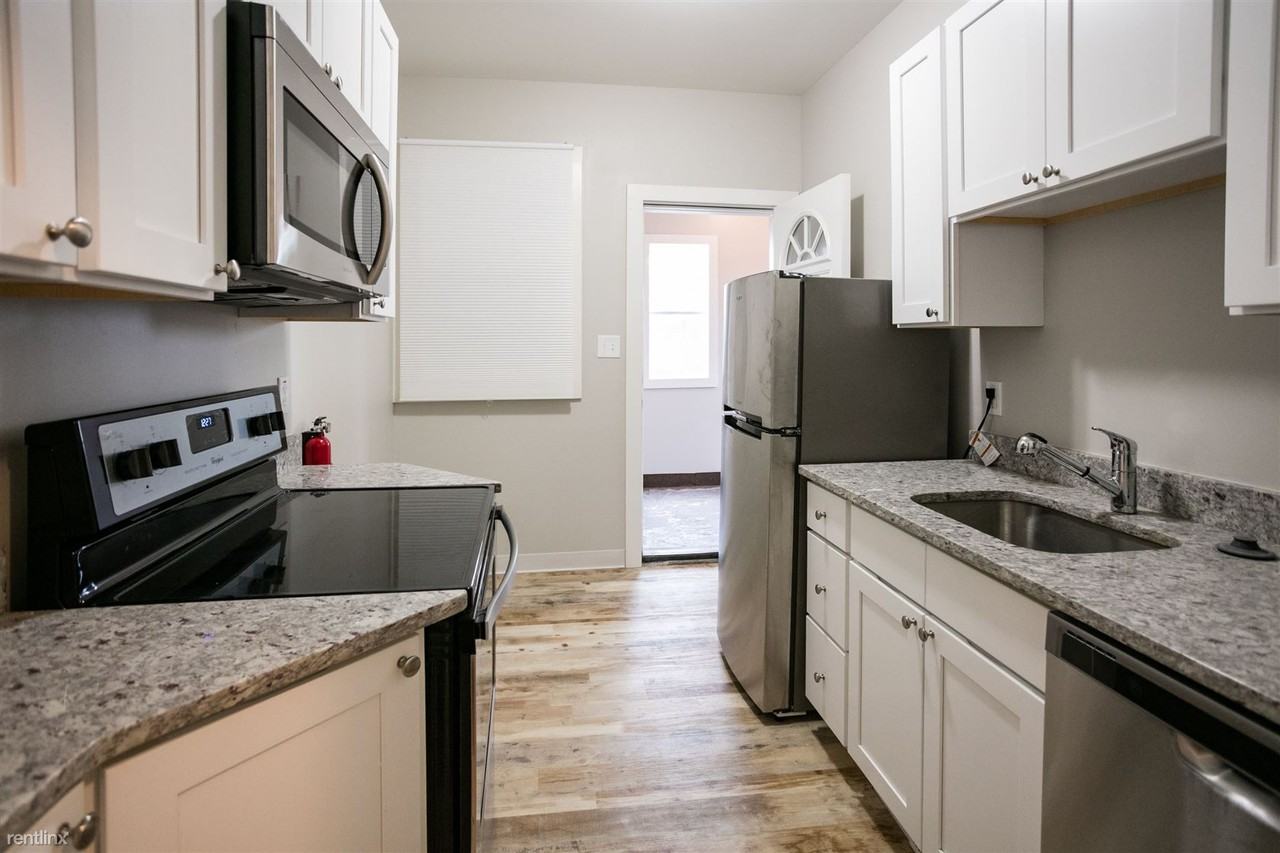 7629 Poe St - Photo 2 of 5