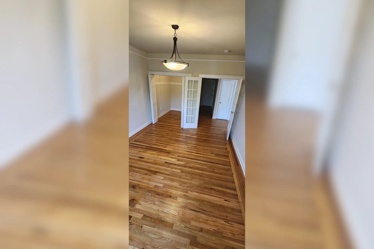 1151 Broderick St - Photo 3 of 48