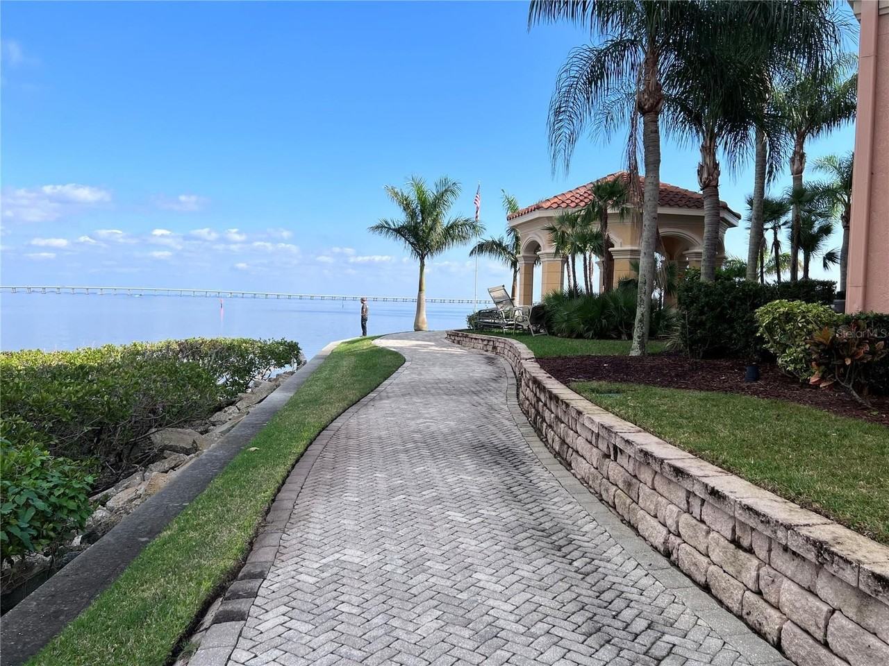 2755 Via Capri #1226 - Photo 6 of 41