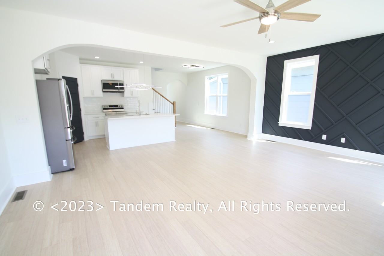 89 Maury St - Photo 2 of 17