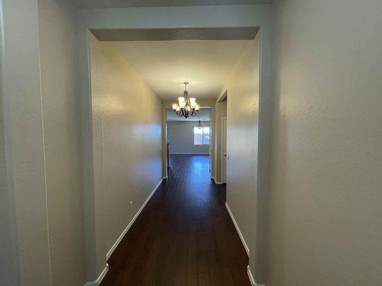 1175 Brentwood Way - Photo 2 of 12