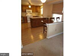 15801 Dickerson Pl - Photo 2 of 7