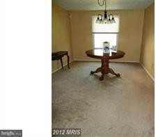 15801 Dickerson Pl - Photo 3 of 7