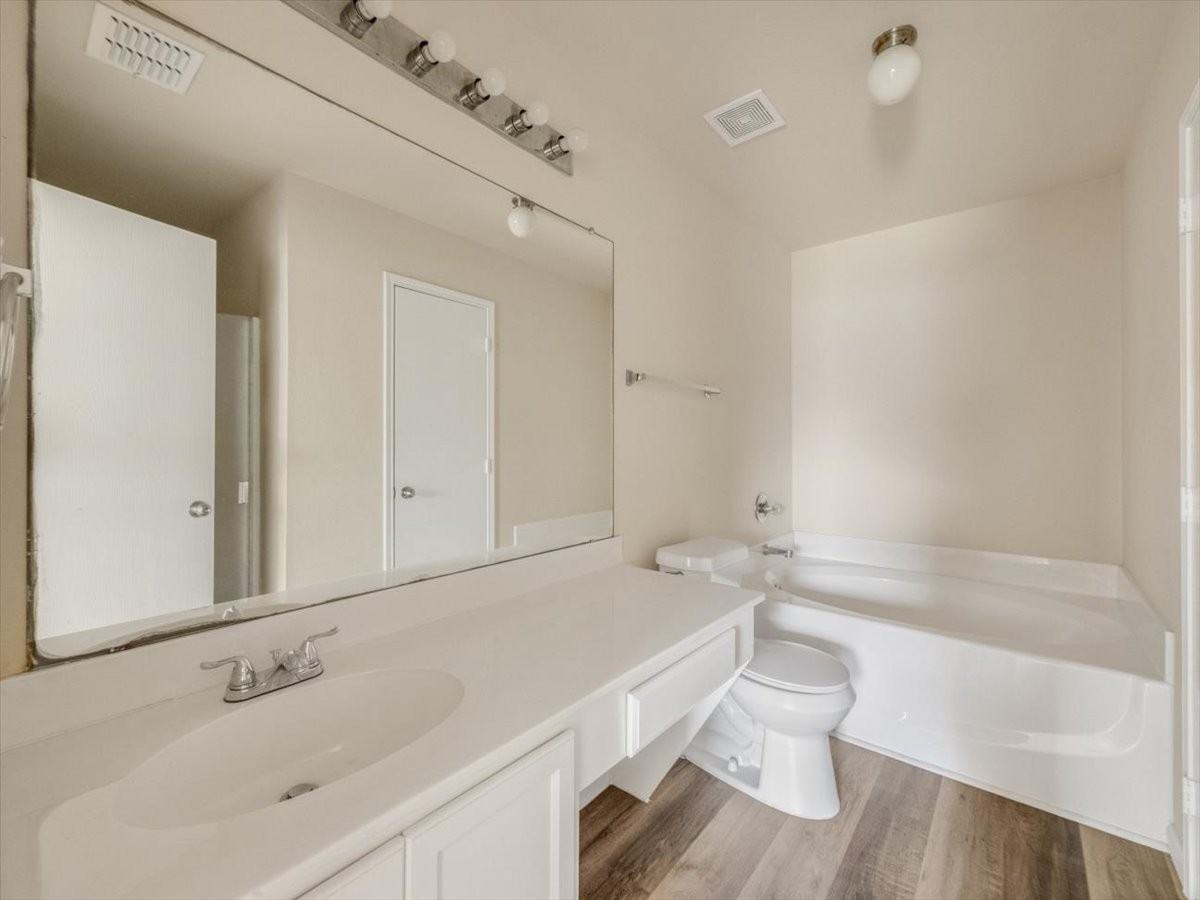 1604 Bob Dr - Photo 5 of 25
