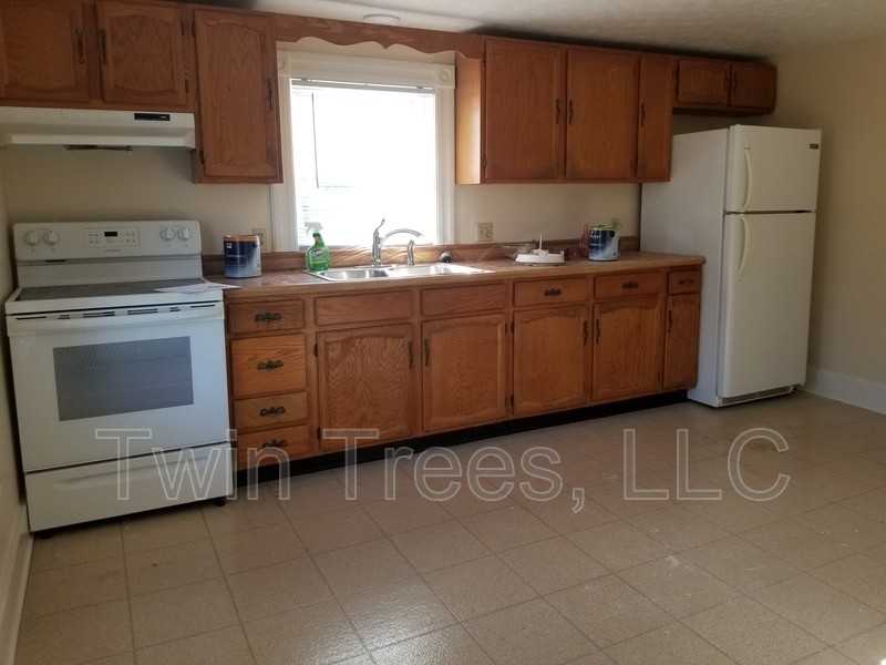 560 Old Bethel Rd #B - Photo 4 of 11