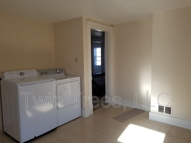 560 Old Bethel Rd #B - Photo 6 of 11