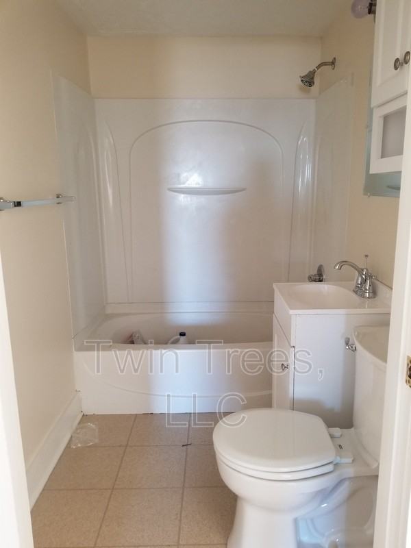 560 Old Bethel Rd #B - Photo 7 of 11