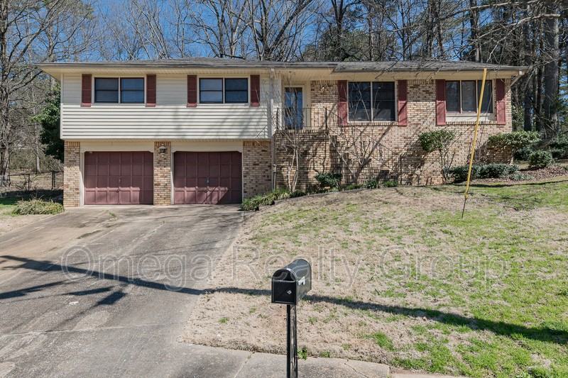 937 Winchester Circle - Photo 2 of 50