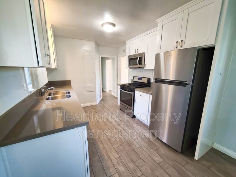 7191 Amherst St - Photo 3 of 7