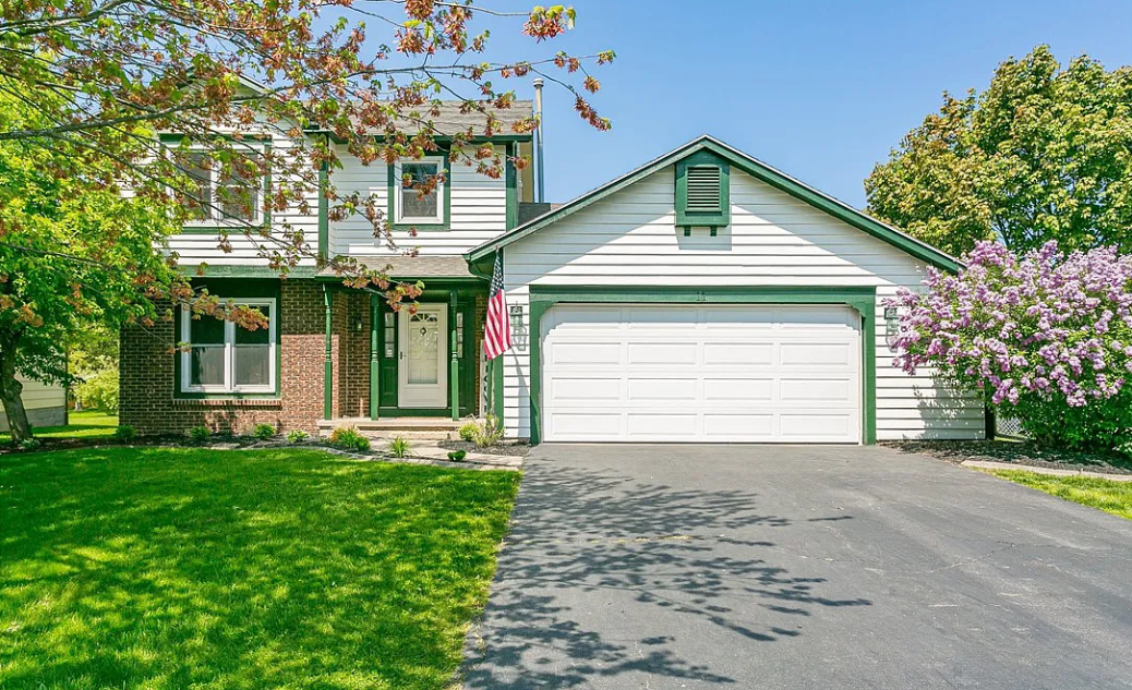 11 Delacorte Cir #NA - Photo 2 of 7