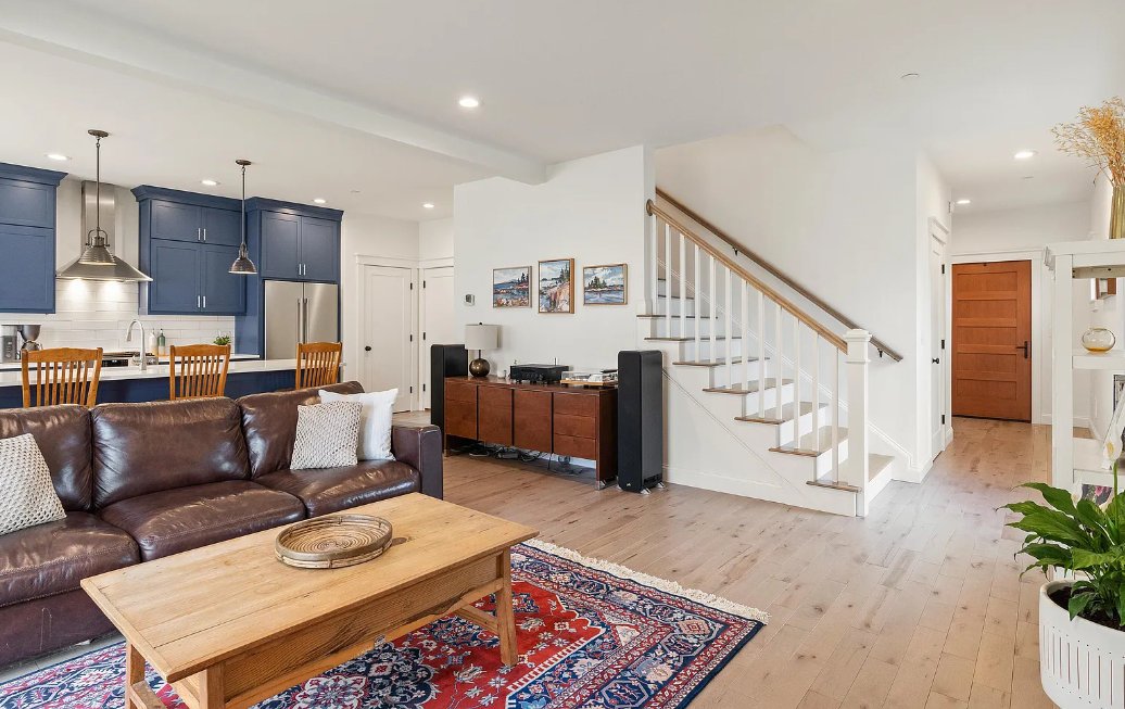 28 Benjamin Way #NA - Photo 3 of 11
