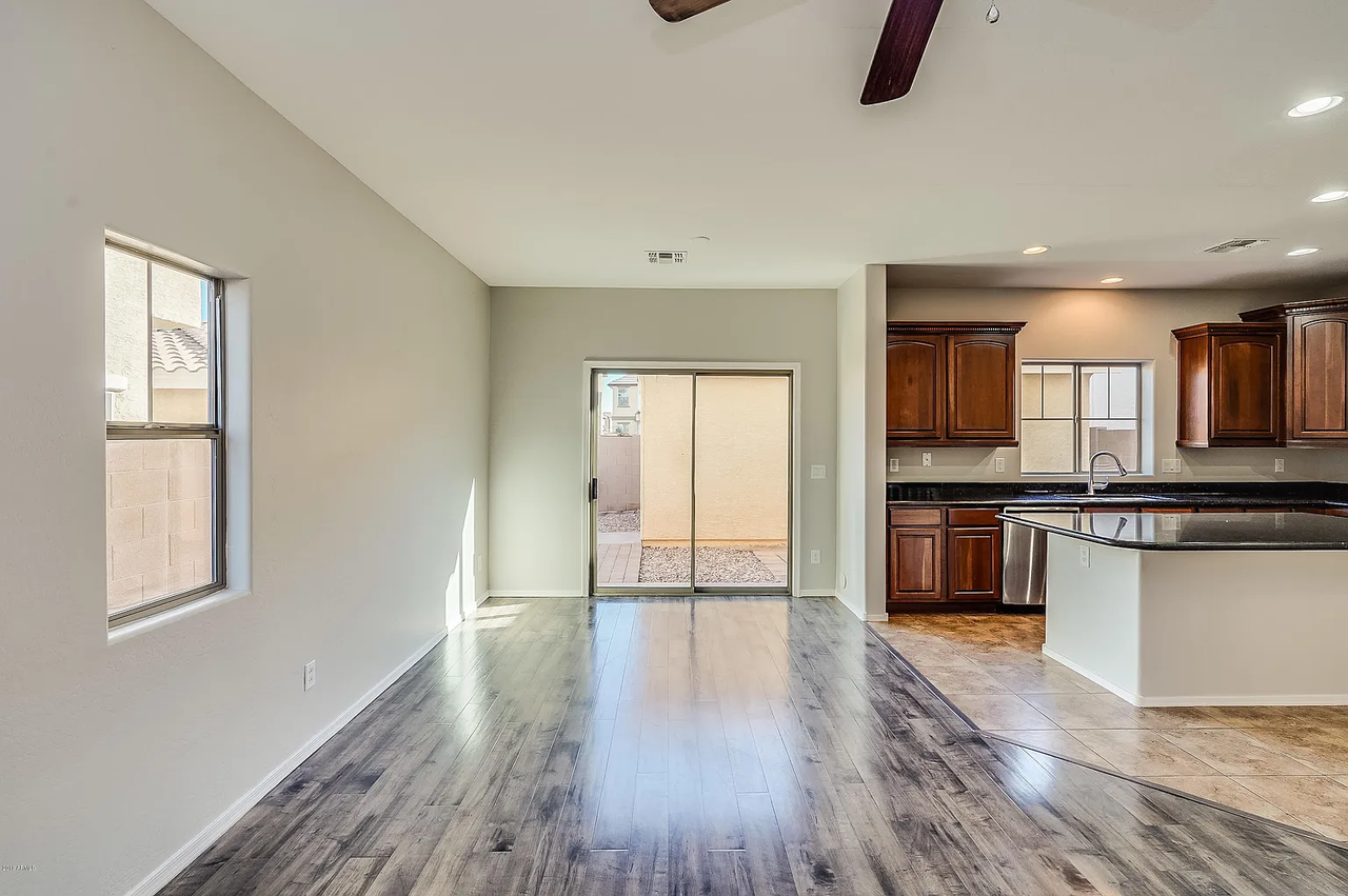 4717 E Redfield Rd #NA - Photo 3 of 16
