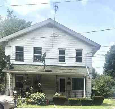 258 Miner Ave #1 - Photo 3 of 16