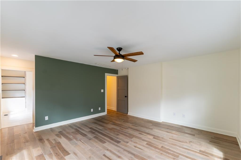 2830 N Park Ave - Photo 2 of 7