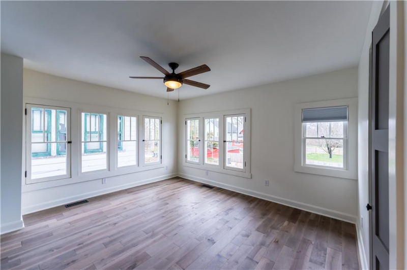 2830 N Park Ave - Photo 4 of 7